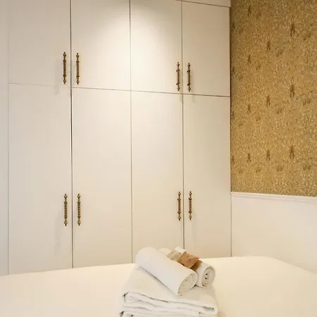Appartamento Magnifique Familial Grand Boulevard-4p - Flat-guest Parigi